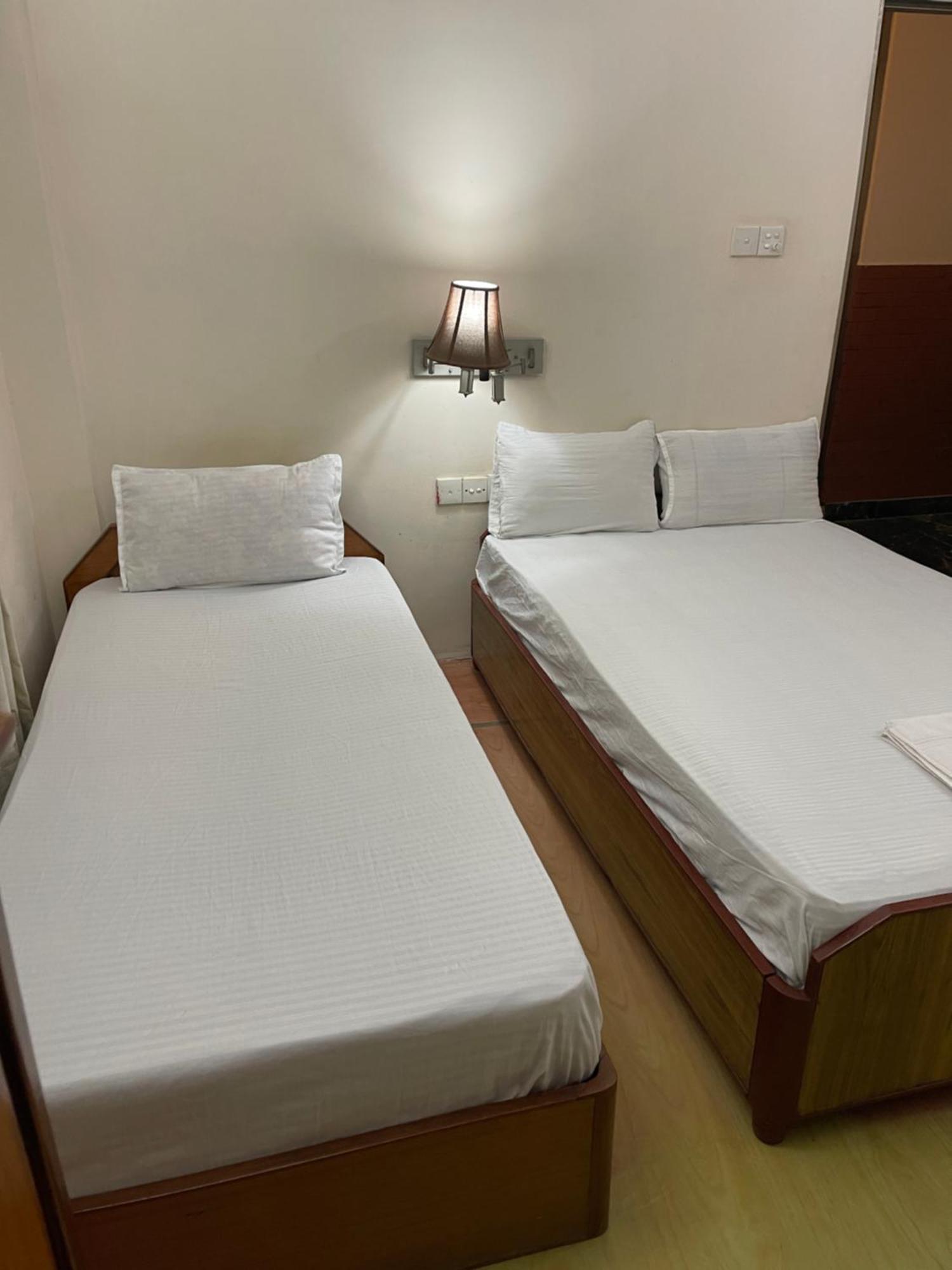 New Buddha Bhoomi Guest House 拉明德 外观 照片